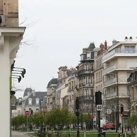 Les Berceaux De La Cathedrale Apartment